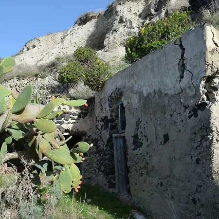 Agrilia Secluded Cave House Tatil Evi *