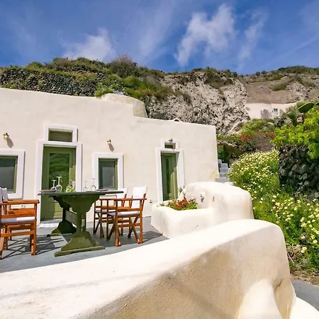 Agrilia Secluded Cave House Semesterbostad
