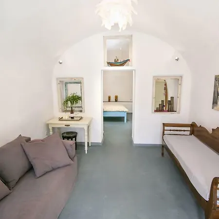 Agrilia Secluded Cave House Semesterbostad