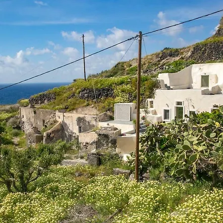 Agrilia Secluded Cave House Semesterbostad *