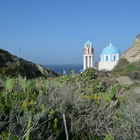 Agrilia Secluded Cave House *