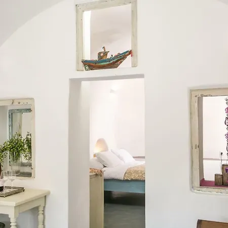 Agrilia Secluded Cave House